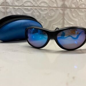 Costa Del Mar Black Frame Sunglasses with Blue Mirrored Plastic Lenses